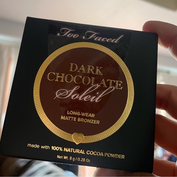 BRAND NEW IN BOX Too Faced Dark Chocolate Soleil Matte Bronzer - Picture 5 of 6